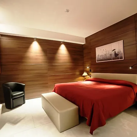 Family Center Hotel 4*